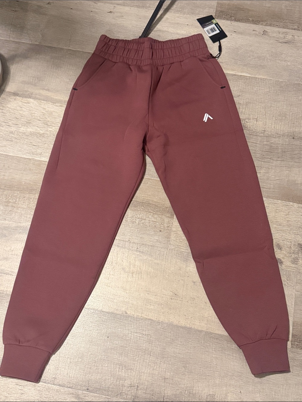 Alphalete Women ELMTS Jogger Sweatpants Size medium color mauve